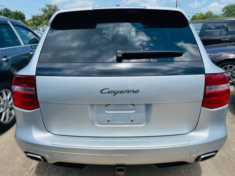 2008 Porsche Cayenne Base photo 3