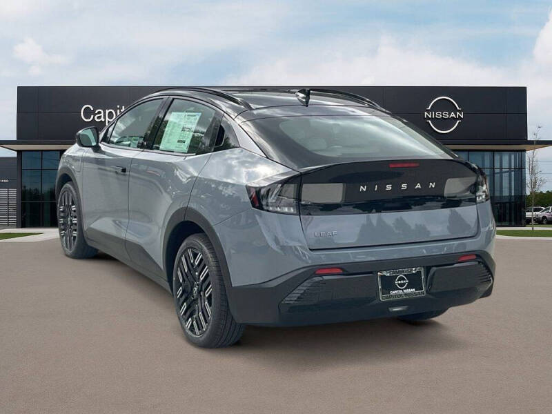 2026 Nissan LEAF Platinum+