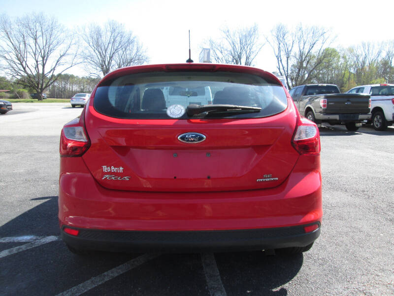 2013 Ford Focus SE photo 6