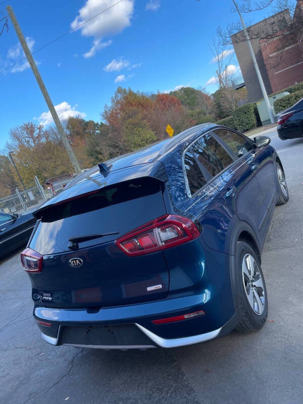 2018 Kia Niro LX photo 5