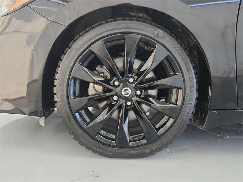 2022 Nissan Maxima 3.5 SR