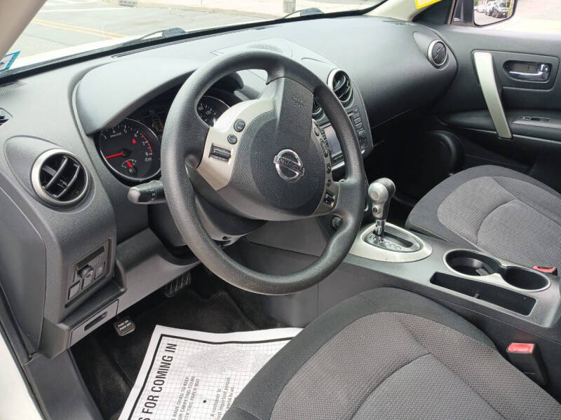 2011 Nissan Rogue SV