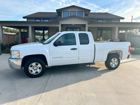 2013 Chevrolet Silverado 1500 for sale at Car Country in Clute TX