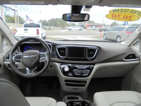 2020 Chrysler Pacifica Touring L