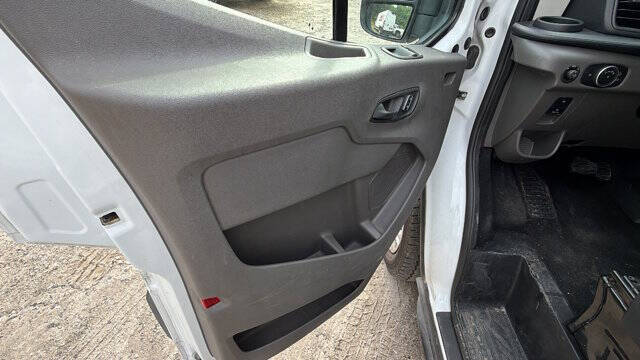 2025 Ford Transit