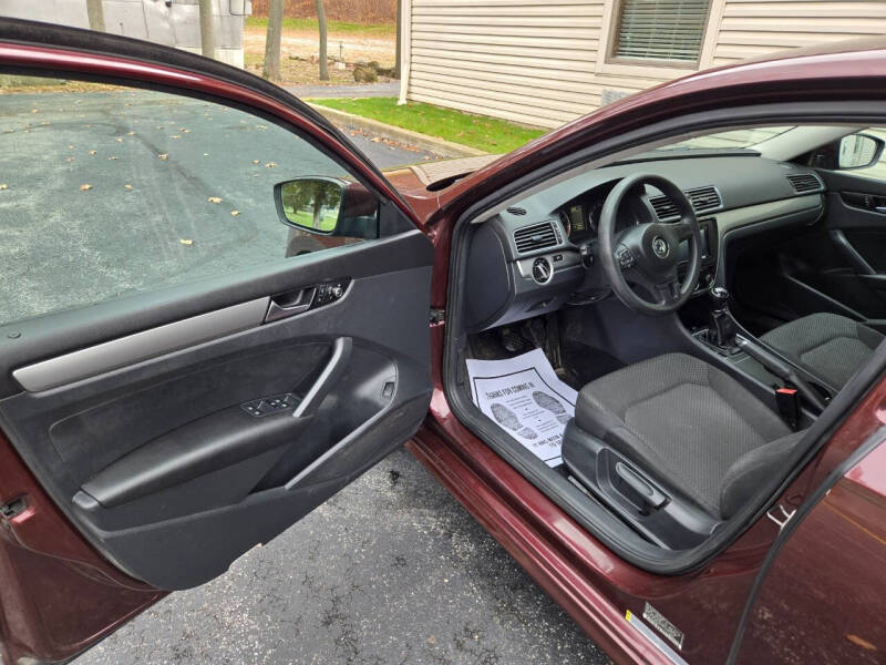 2014 Volkswagen Passat 2.5L S PZEV