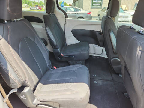 2019 Chrysler Pacifica LX