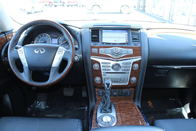 2019 Infiniti QX80 Luxe