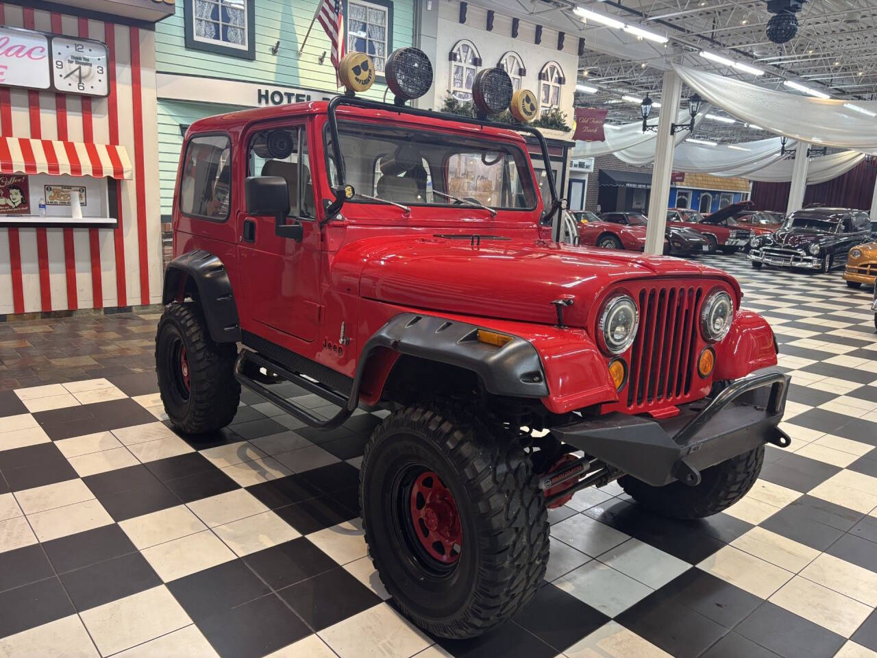 1985 Jeep Renegade 4