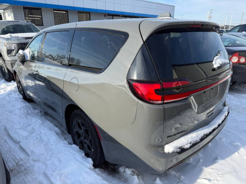 2022 Chrysler Pacifica Hybrid Limited