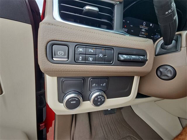 2023 GMC Yukon XL Denali