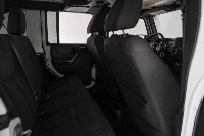 2017 Jeep Wrangler Unlimited Smoky Mountain