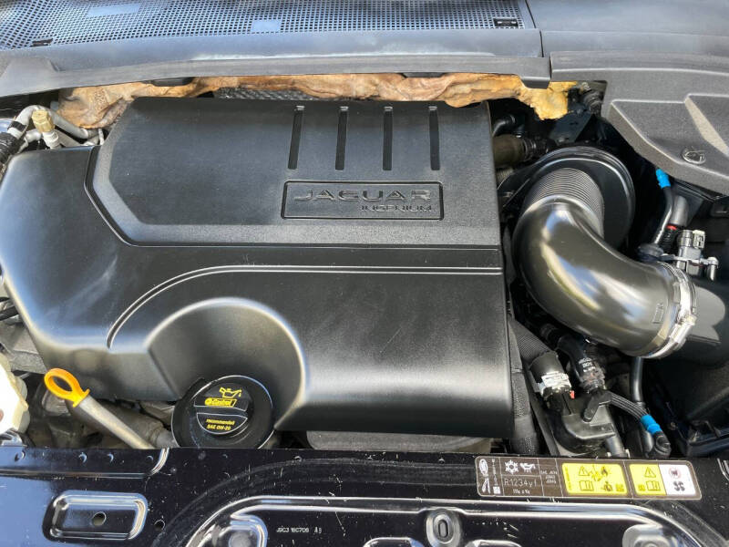 2019 Jaguar E-PACE P250