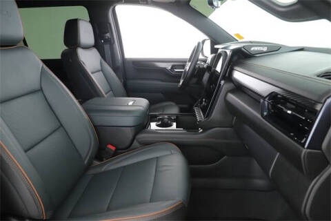 2025 GMC Yukon XL AT4