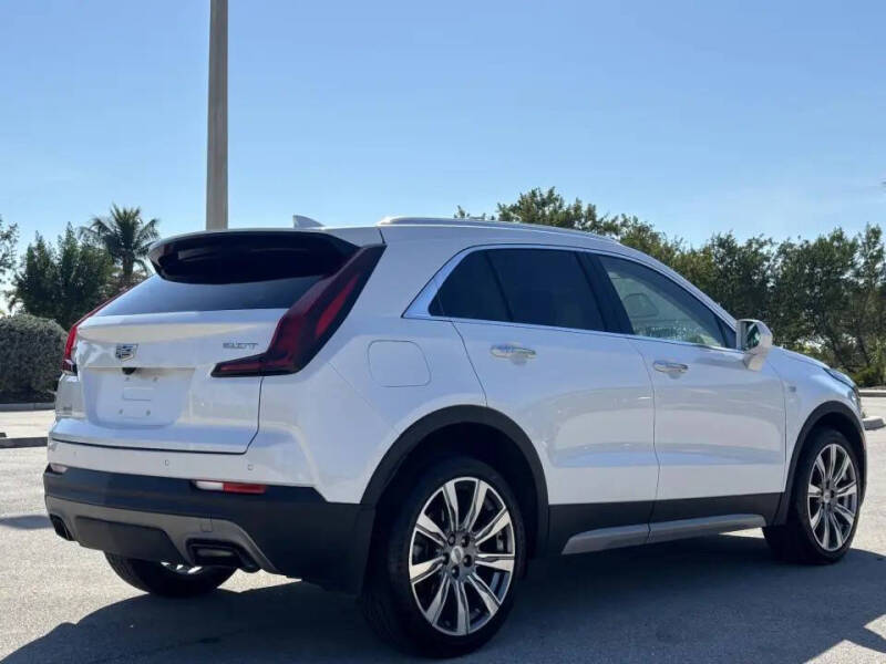 2019 Cadillac XT4 Premium Luxury