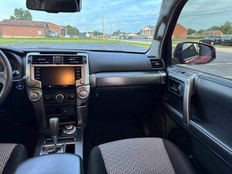 2022 Toyota 4Runner SR5