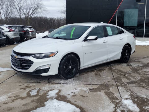 2022 Chevrolet Malibu for sale at Lasco of Grand Blanc in Grand Blanc MI