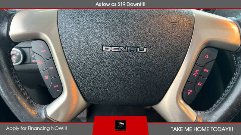 2016 GMC Acadia Denali