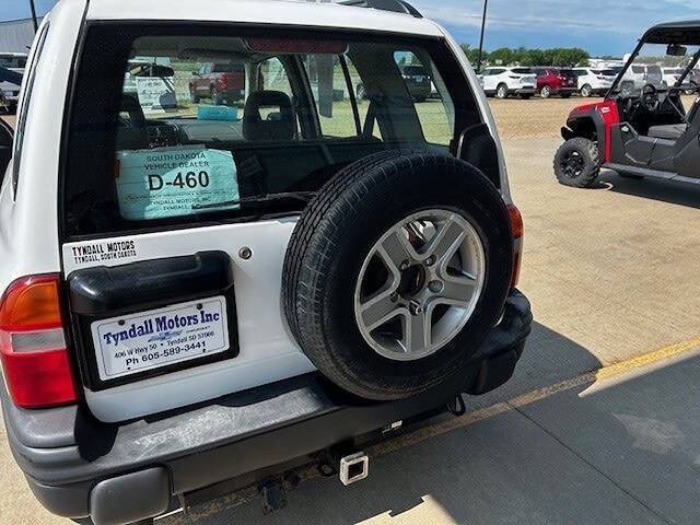2004 Chevrolet Tracker