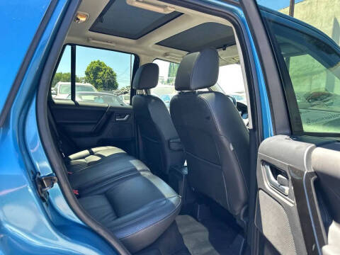 2013 Land Rover LR2 HSE LUX