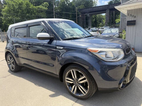 2016 Kia Soul +