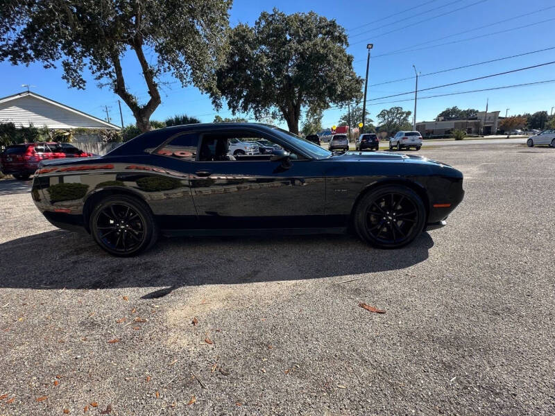 2017 Dodge Challenger R/T