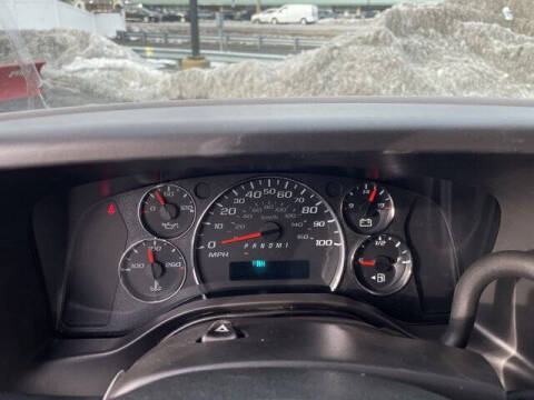 2025 Chevrolet Express 3500