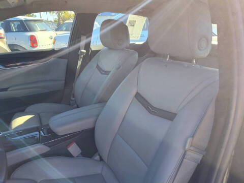 2013 Cadillac XTS Luxury Collection