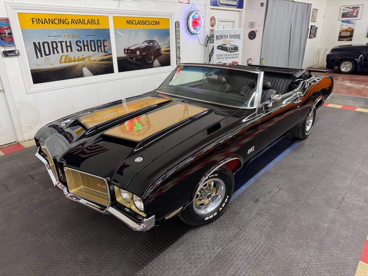 1972 Oldsmobile Cutlass Supreme 1