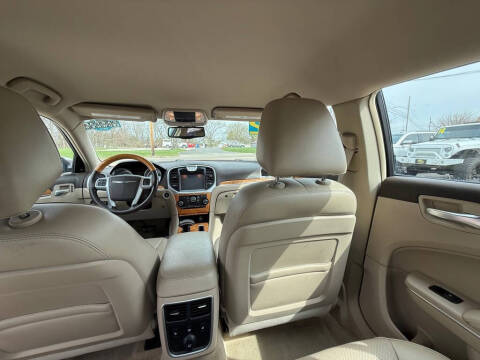 2012 Chrysler 300 Limited