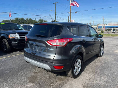 2015 Ford Escape SE
