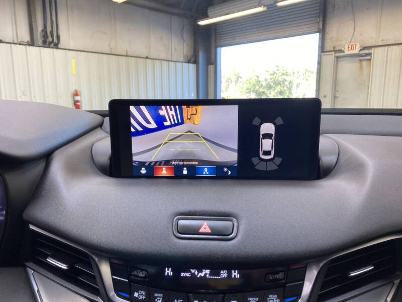 2025 Acura TLX w/Tech