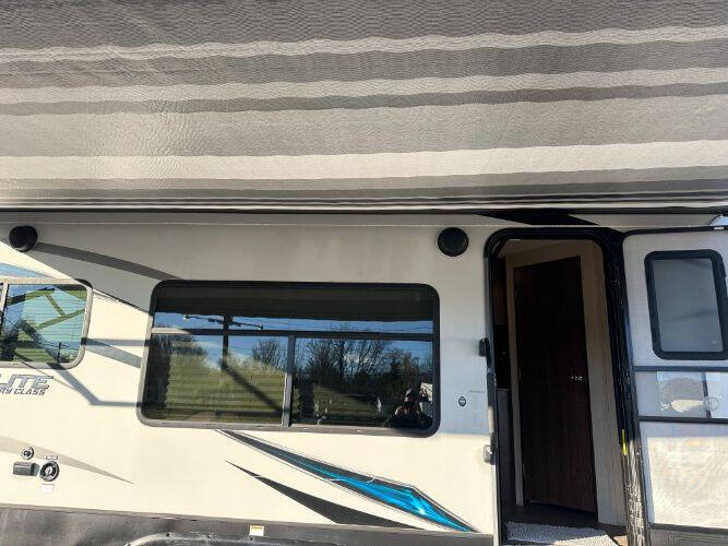 2017 Keystone RV 294RKSS