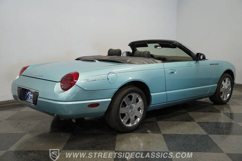 2002 Ford Thunderbird Deluxe