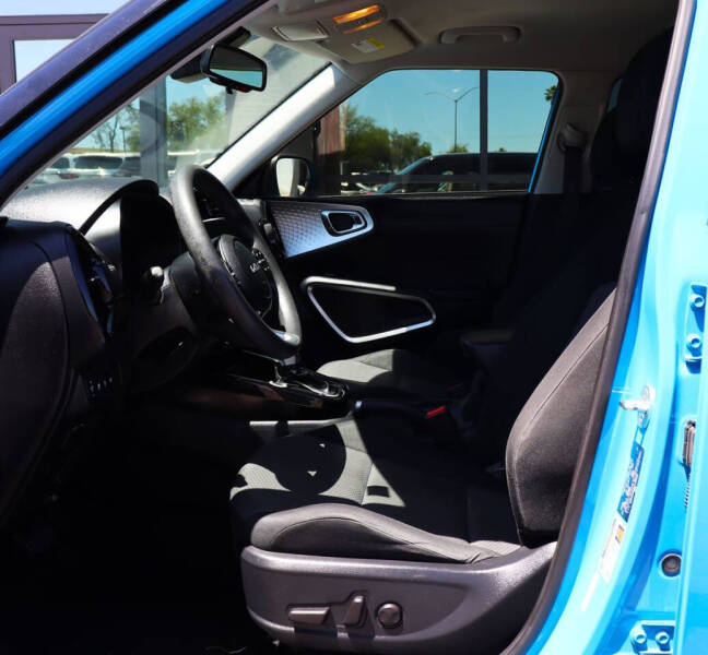 2023 Kia Soul S