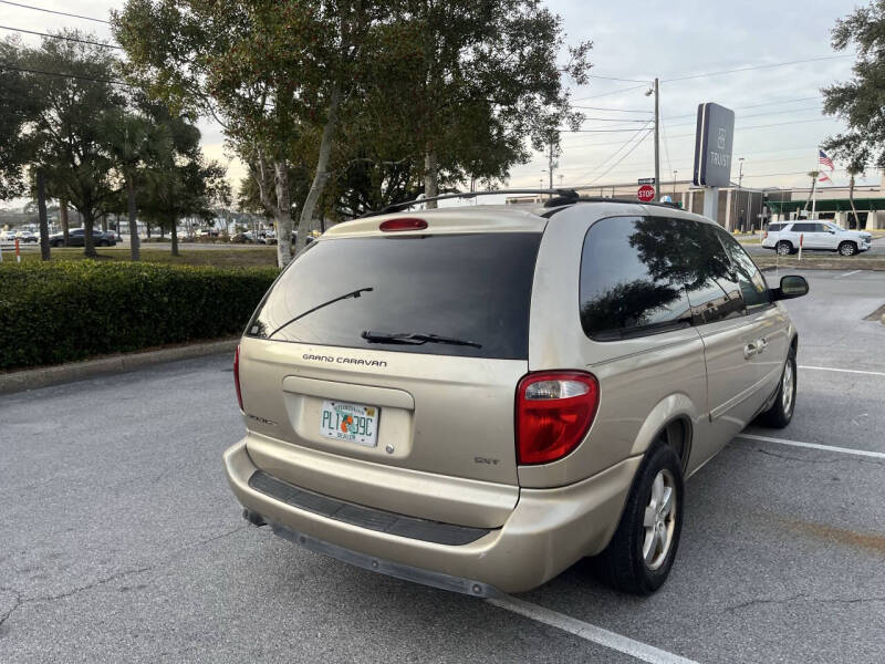 2006 Dodge Grand Caravan SXT