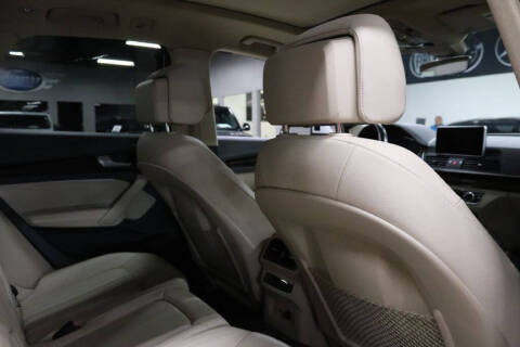 2020 Audi Q5 quattro Premium Plus 45 TFSI