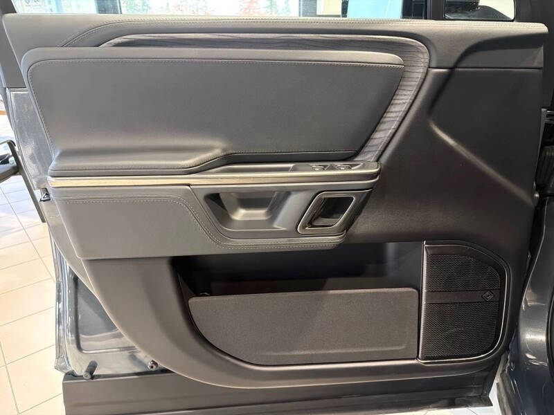 2024 Rivian R1T Adventure