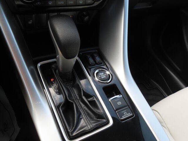 2023 Mitsubishi Eclipse Cross SEL