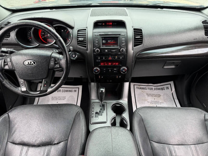 2013 Kia Sorento SX