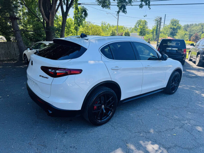 2018 Alfa Romeo Stelvio Ti