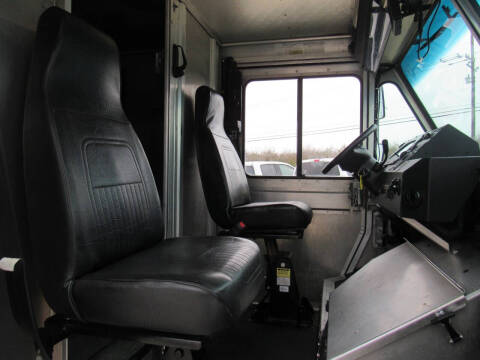 2017 Ford E-Series E-350 SD