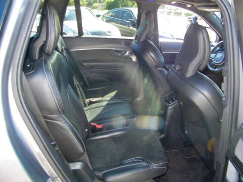 2019 Volvo XC90 T8 eAWD R-Design