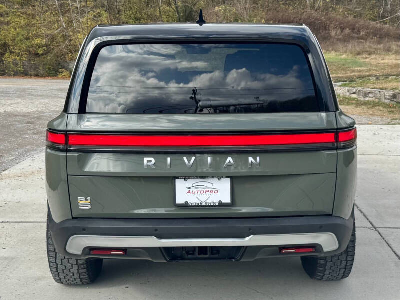2024 Rivian R1S Launch Edition