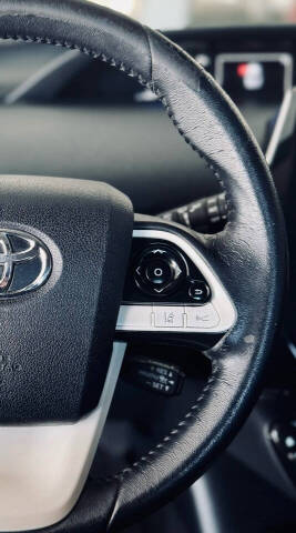 2016 Toyota Prius Four Touring