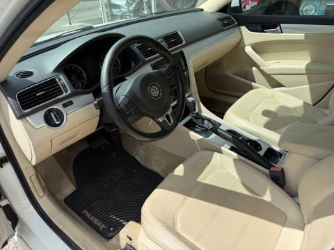 2013 Volkswagen Passat SE PZEV