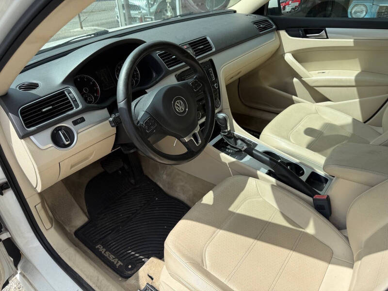 2013 Volkswagen Passat SE PZEV