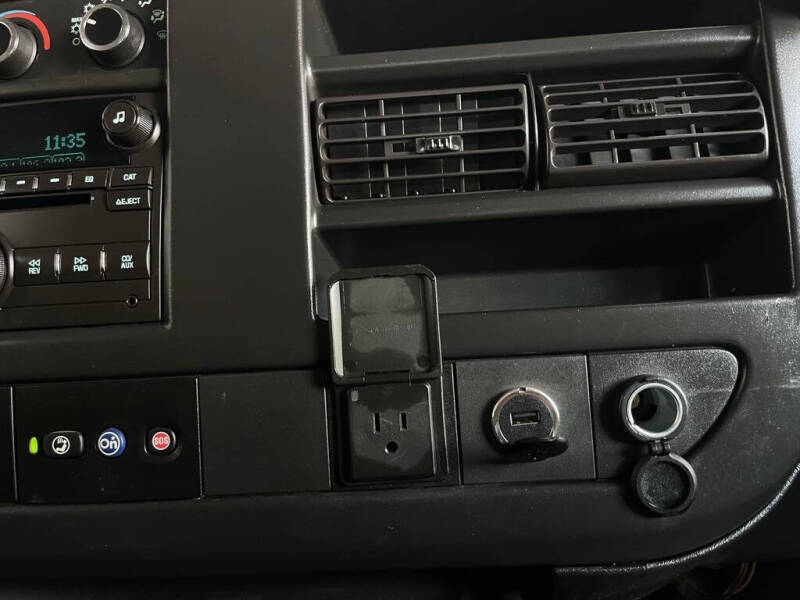 2017 Chevrolet Express LT 3500