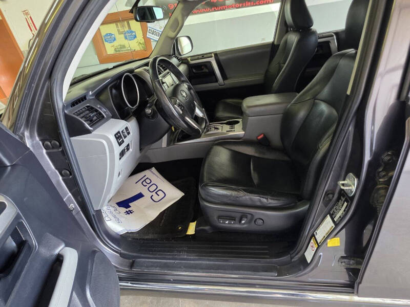 2013 Toyota 4Runner SR5