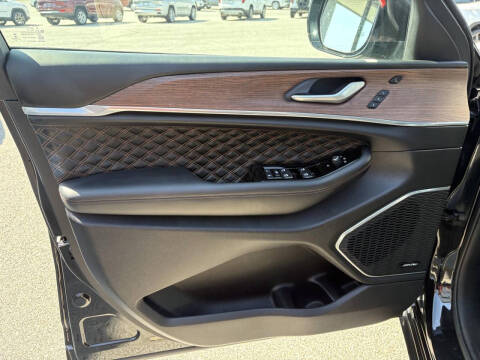 2023 Jeep Grand Cherokee L Summit